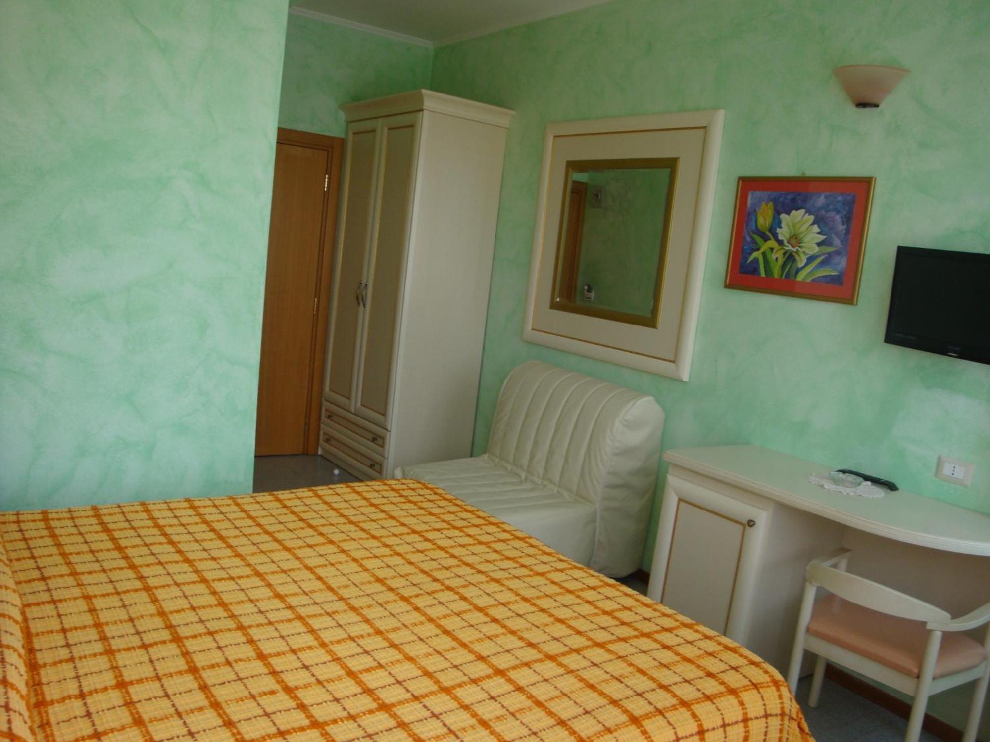 Hotel Prestigio チェゼナーティコ 部屋 写真